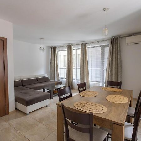 Sea Garden Marina 2 Apartment Varna Exterior foto